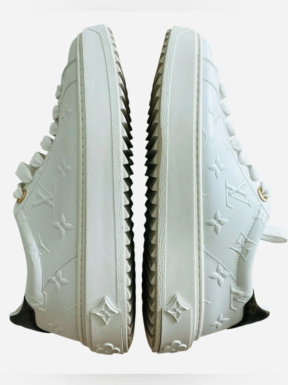 LOUIS VUITTON Women’s Lambskin Embossed Monogram Time Out Sneakers 38 White